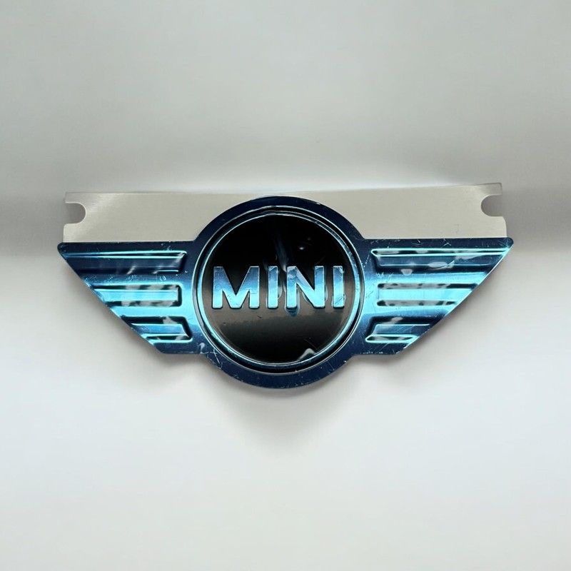 Mini Original Emblem Logo Cylinder Head Cover Attachment for Many