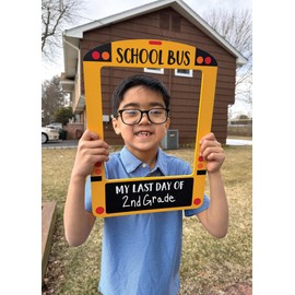 Kate & Milo School Bus Double-Sided First Day & Last Day School Board, Washable Chalkboard Signs for Kindergarten & Pre-K, Photo Posing Prop For Graduates