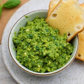 2 lbs Basil Rubbed Bulk - Dried Basil Bulk, Albahaca Spices Seasoning for Cooking - Despensa Colombiana Basil 32.00 oz - Rubbed Basil Herb ideal for cooking and seasoning