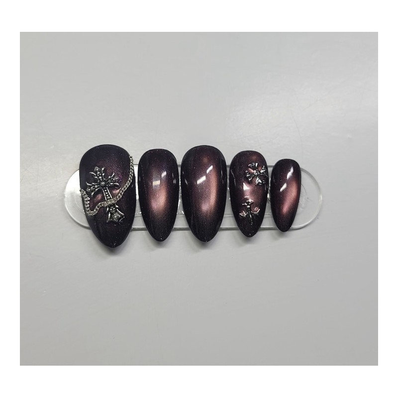 Red Nocturne - Premium Almond / 붉은 야상곡 - 프리미엄