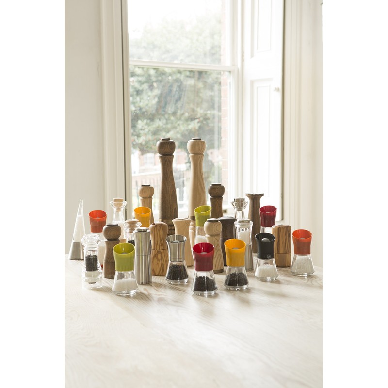 T&G CrushGrind Stockholm FSC Certified Beech Salt Mill, 20 cm