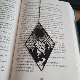 Bookmark, HOMEMARS Sun Design Black Hollow Carved Bookmarks, Book Mark Metal Birthday Gifts Teacher Gifts for Women, Mom, Gifts for Men, Christmas, Graduation, Mothers Day Valentine's Day