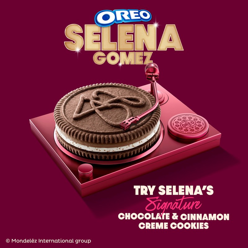 Selena Gomez OREO Cookies, Chocolate and Cinnamon Creme, Limited Edition,
