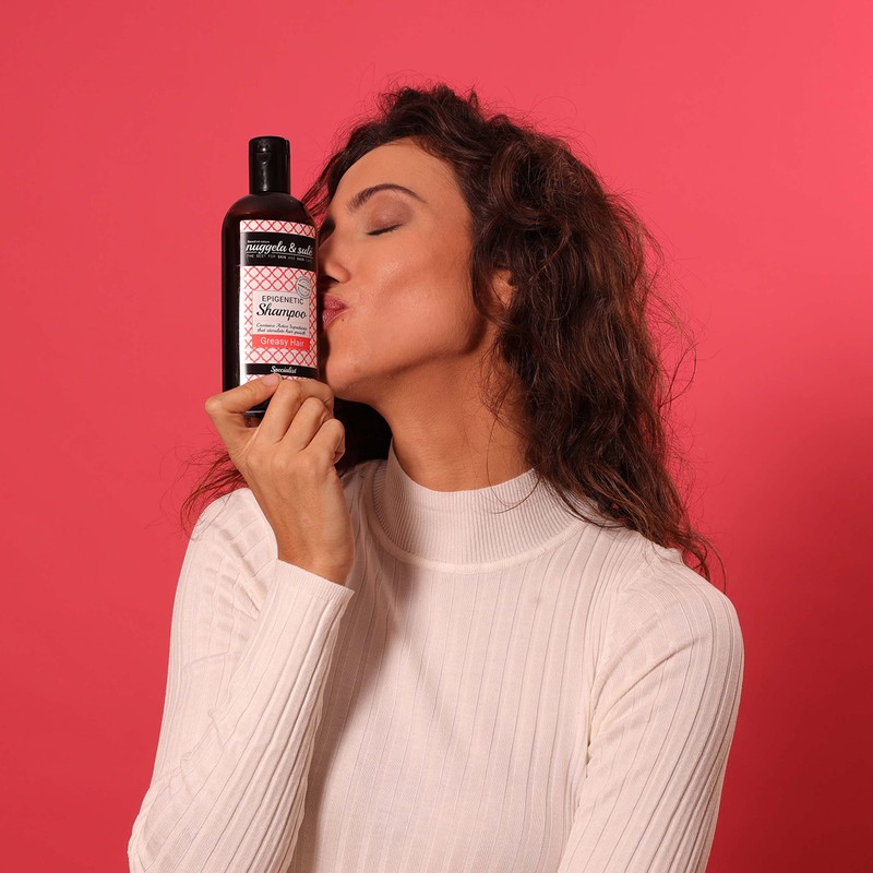 Nuggela & Sulé Professional Shampoo for Oily Hair With Red