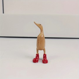 1pc Duck Wearing Boots, Cute Outdoor Animal Statue, Courtyard Garden Decor Ornament, Resin Home Craftcolor: Red, size: 5*11cm