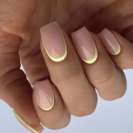 Autumn Press on Nails Short Square Fake Nails with Yellow Design Glossy False Nails Nude Pink Acrylic Glue on Nails Elegant Reusable Artificial Stick on Nails Kit for Women Girl Manicure 24 PCS