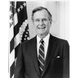 George H. W. Bush Photograph - Historical Artwork from 1989 - US President Portrait - (11" x 14") - Matte