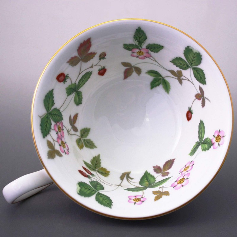 Wedgwood 1053287 Wild Strawberry Cup & Saucer (Peony) Wedding Gift