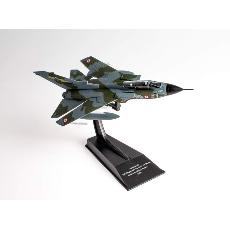 Military Fighter Aircraft 1/100 Tornado IDS Militare Italiana 1990 -