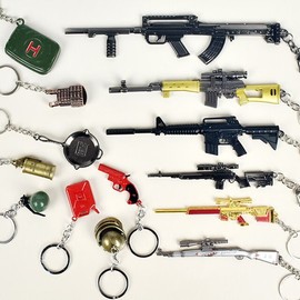 PUBG Figure Battlegrounds Mini Gun Weapon Helmet Shaped Keyring Series Goods Character Bag / 배그 피규어 배틀 그라운드 미니 총 무기 헬멧 모양 키링 시리즈 굿즈 캐릭터 가방