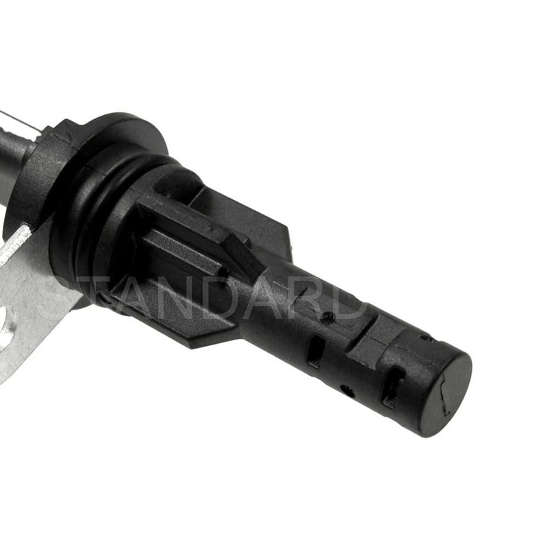Standard Motor Products PC823 Camshaft Sensor