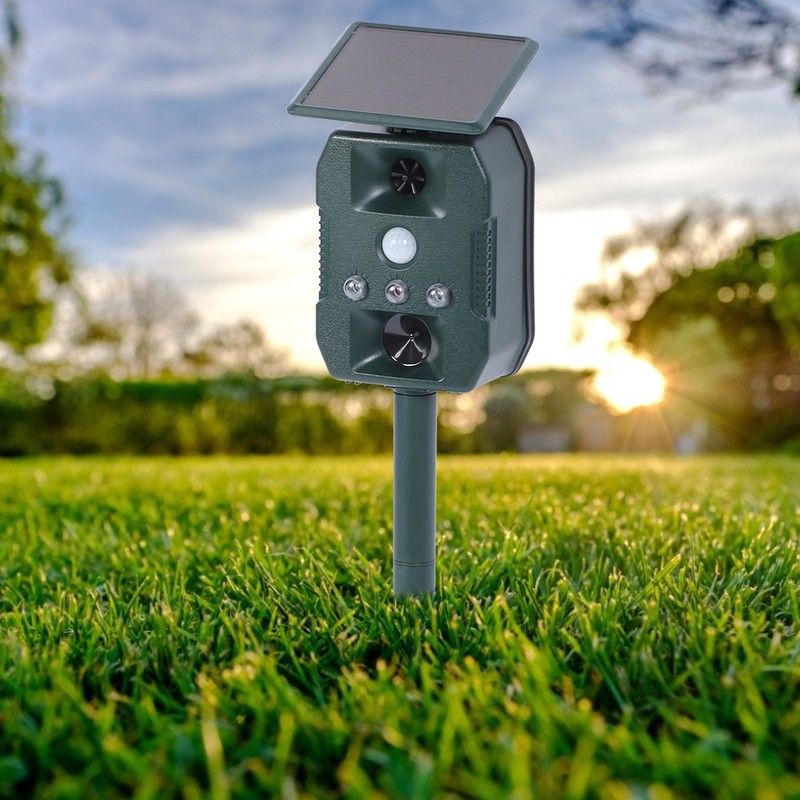 Outdoor Solar Power Animal Repellent Garden Ultrasonic Infrared Induction Bird