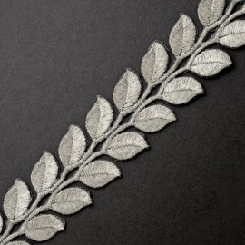 eJoyce 1-3/8 Inch Iron on metallic leaves trim, 1-Yard, SMB-3004 - Silver