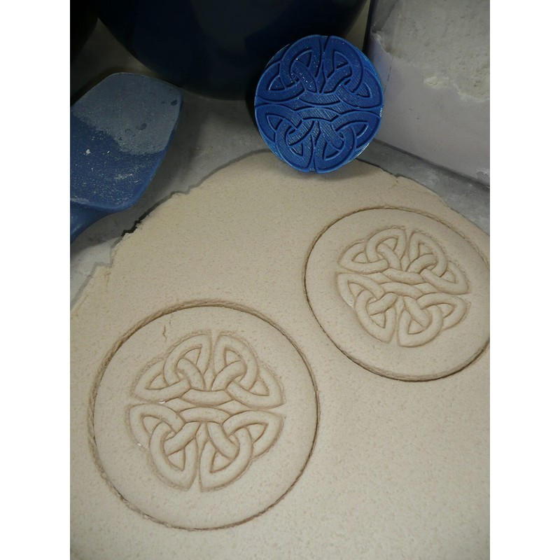 LINE OF LIFE CELTIC KNOT COOKIE STAMP EMBOSSER MADE IN