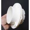 Conector de grifo para secadora de color blanco a pared