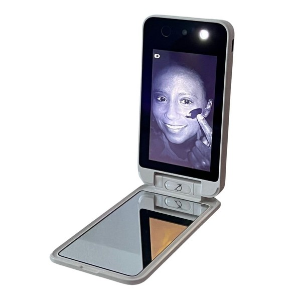 Bluestone Sunshield - Espejo de maquillaje UV inteligente para el sol, ideal para viajes con detección avanzada de protección solar, carga USB, alimentación de respaldo
