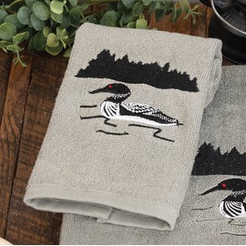 BLACK FOREST DECOR Loon Lake Fingertip Towel