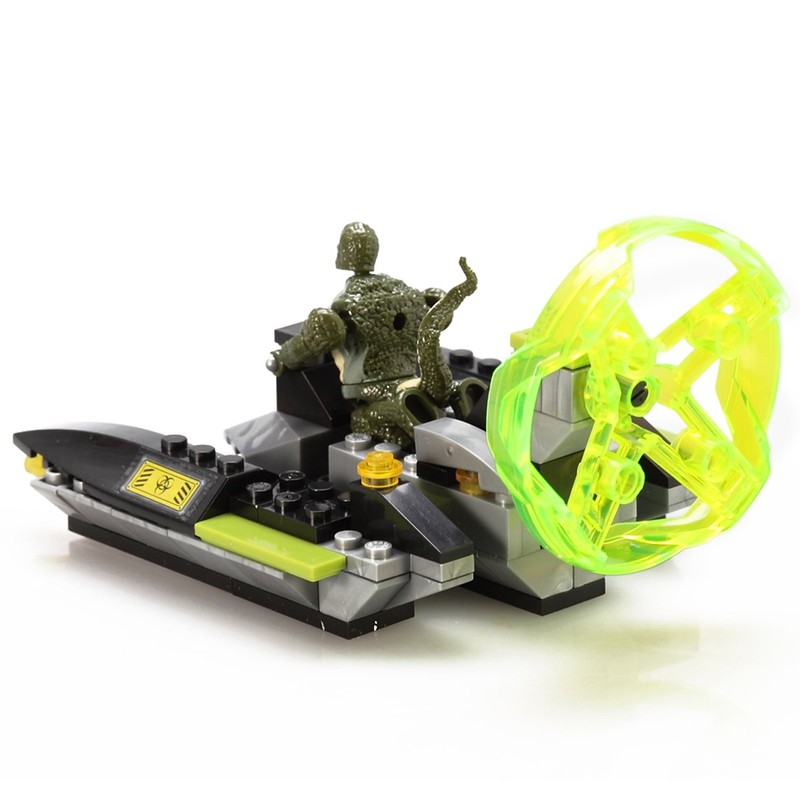 Mega Bloks Lizard Man Sewer Speeder