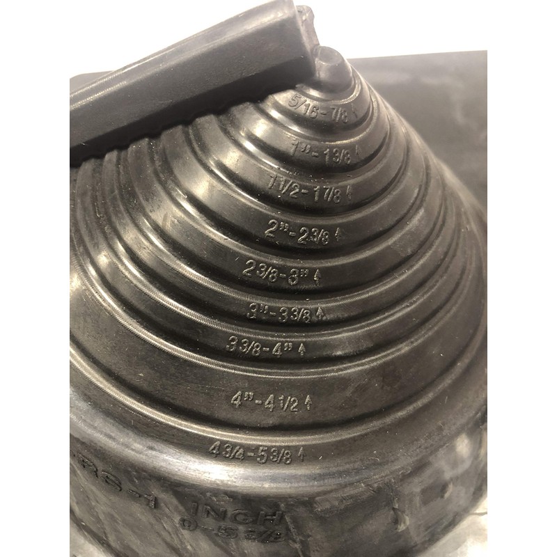 Residential Retrofit Pipe Flashing (Shingle Roof) Electrical Mast Flashing 1/4"