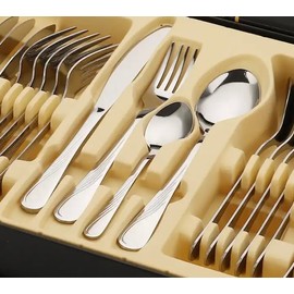 24-Piece Gold Flatware Set: Elegant Service for 6, Crafted from High-Grade 18/10 Stainless Steel, Gleaming Mirror Polish, Dishwasher-Friendly