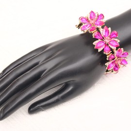 QYJ Wedding Bridal Elegant Teardrop Rhinestones Marquise-Shape Crystal Elastic Bangle Stretch Bracelet jewelry for Bride (Style1-Rose Red-Gold Plated, Alloy)