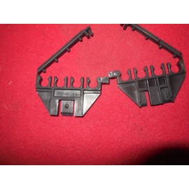 GM NOS 74 - 79 Corvette Chevelle Nova Camaro C10 4 wire spark plug wire retainers