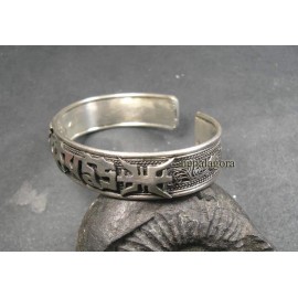 B438 Tibetan OM Mani Padme Hum chant Mantra Filigree Dorje Cuff Bracelet Nepal