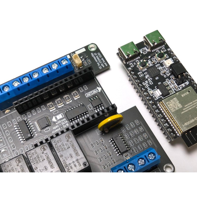 CANADUINO® ESP32 PLC-100 for Espressif ESP32-C6-DevKitC, Compatible with Arduino -