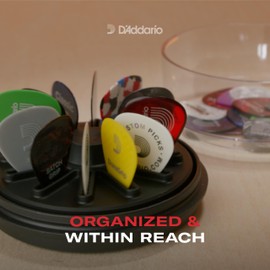 D'Addario - Soporte para púas de guitarra 360, funda para hasta 12 púas, tapa transparente, regalo para músicos