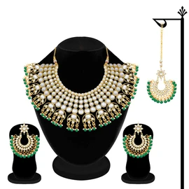 Aheli exquisita fiesta de bodas Wear Faux Kundan Pearl Collar de cuentas y aretes Set Joyería étnica india para mujeres