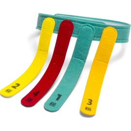 BS Toys Catch&Snatch - Active and Fun Outdoor Game for Strategic Thinking - Includes 4 Belts and 16 Tails - Ideal for Beach and Park Fun - From 5 Years