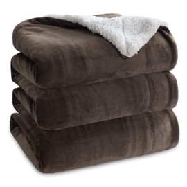 Bedsure GentleSoft Sherpa Fleece Blankets King Size for Bed - Thick and Warm Throw for Women and Men, Soft Fuzzy Plush King Blanket for Winter, Brown, 108x90 Inches