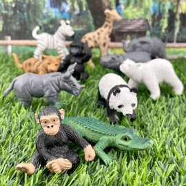 Safari Ltd. Zoo Babies TOOB - 11 Figurines: Zebra, Panda, Hippo, Chimpanzee, Rhino, Alligator, Gorilla, Elephant, Tiger, Polar Bear, Giraffe - Educational Toy Figures For Boys, Girls & Kids Ages 3+
