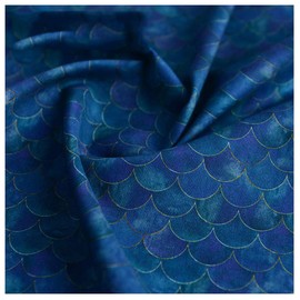 NIANTONG 100% Cotton Fabric Gradient Japanese Fish Scale Print Mermaid Scales Geometric Decoration Fabric for Sewing DIY Crafts 130 cm Wide (Size: 1 m, Colour: Blue)