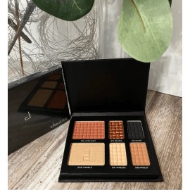 Doucce NEW Doucce On the Go Eyeshadow Blush Palette