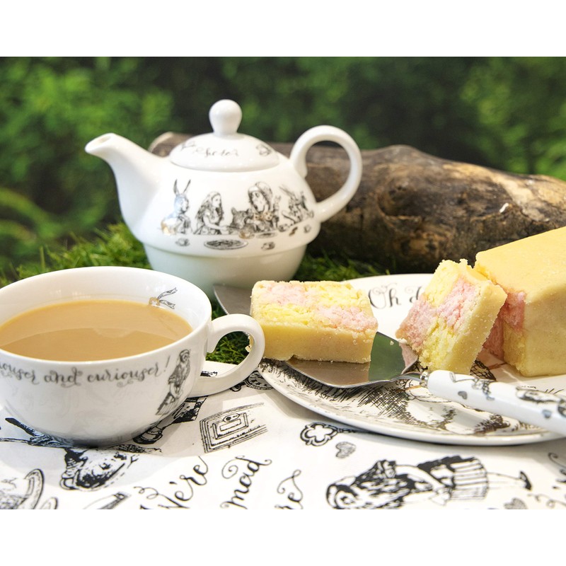 V&A Alice in Wonderland Cake Slice in Gift Box, 26.5cm
