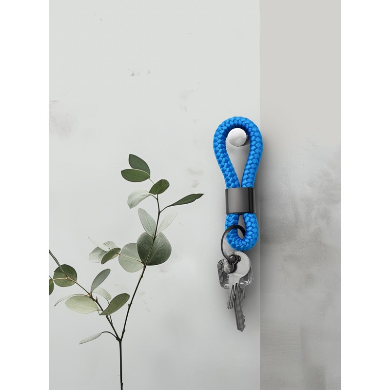 Dinalu Key Pendant Made of Sailing Rope with Black Metal,