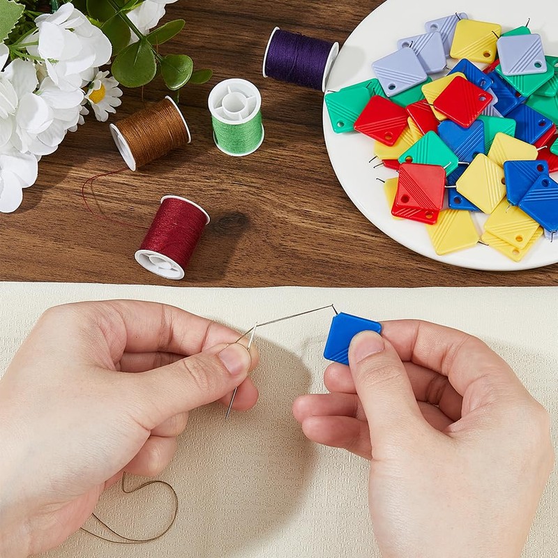 DICOSMETIC 50Pcs 5 Colors Needle Threader Simple Wire Loop Tools