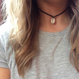 Cimenexe Bohemian Shell Pendant Necklace Cowrie Choker Necklace Chain Black Leather Choker Necklace Black Adjustable Necklace Jewelry for Women and Girls Gifts