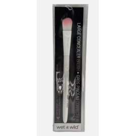 Wet N Wild Essential Brushe C789 Large Concealer Makeup Brush