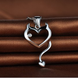 Infinite U Women's 925 Sterling Silver Cubic Zirconia Devil Heart Pendant Necklace, Silver