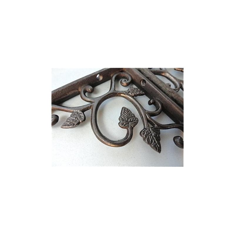 Pair of small cast Iron wall mounted antique style leaf