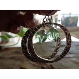 ✿ GESCHWÄRZTER GEHÄMMERTER RING & GLASKUGEL ✿ Boho Ohrringe in transparent grün