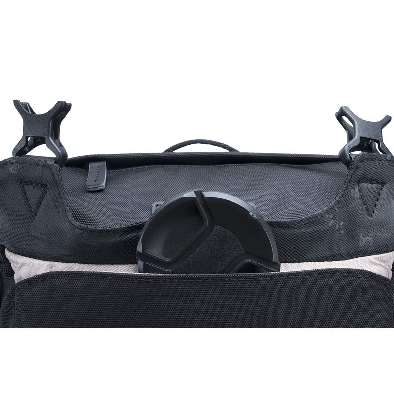 Vanguard VEO GO 15M Shoulder Bag for Mirrorless Cameras -
