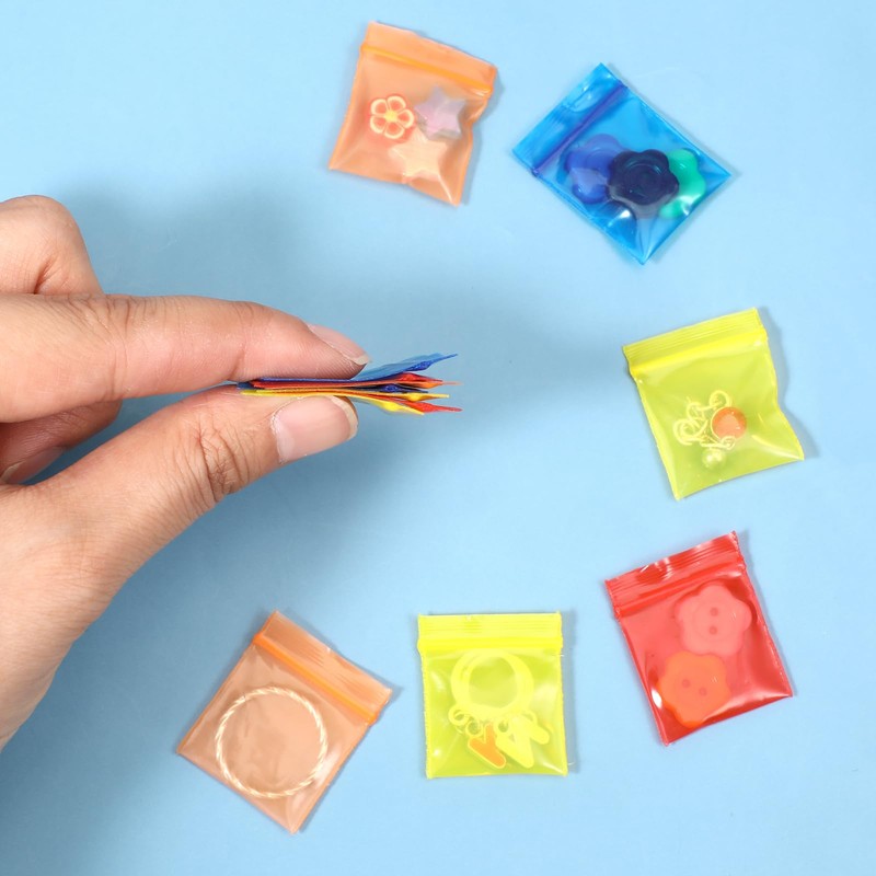 TIESOME Pack of 200 Mini Ziplock Bags, 25 x 30