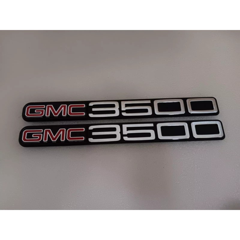 GMC 1999-2006 GMC Sierra 3500 Chrome Door Emblem OEM
