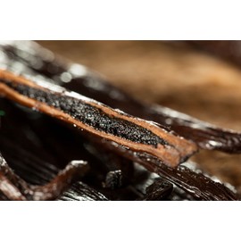 Papua New Guinea Vanilla Beans Whole Grade A Vanilla Pods for Homemade Vanilla Extract, Baking, Ice Cream, Flavoring, & Vanilla Powder (10 Pack)