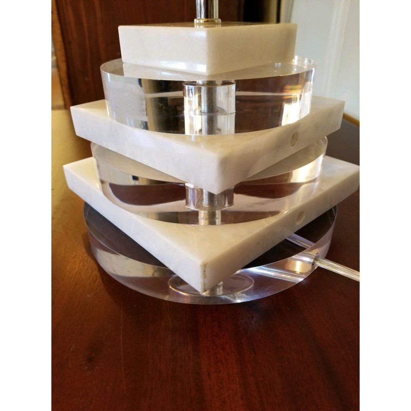 B&P Lamp® 4 Inch Diameter Round Clear Acrylic Lamp Base