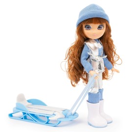 Giochi Preziosi Unique Eyes Doll 25 cm - Sophia with Her Eyes with Winter Clothes and Accessories, Toy for Children from 3 Years, MYM173