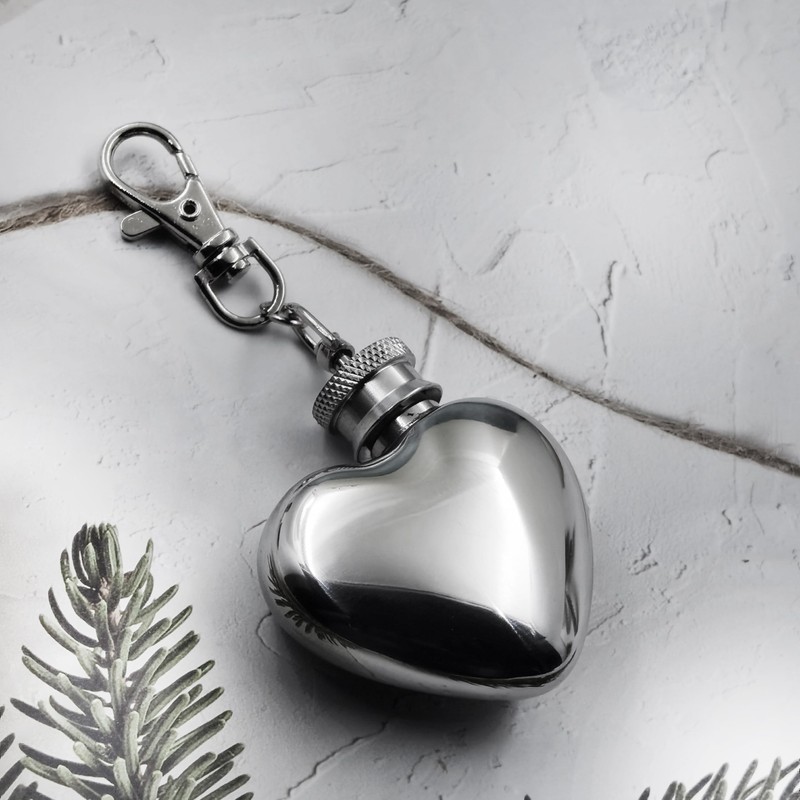 1 oz Heart-Shaped Mini Hip Flask with Keychain Cover and